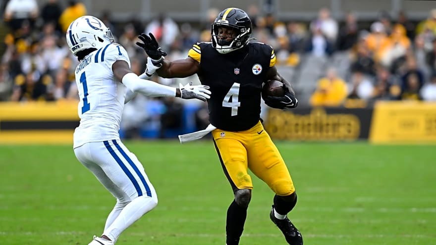 Aaron Rodgers Has A Passionate Message About Steelers' DK Metcalf