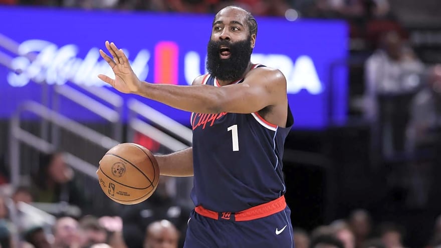 Clippers’ James Harden connects with John Collins for monster slam
