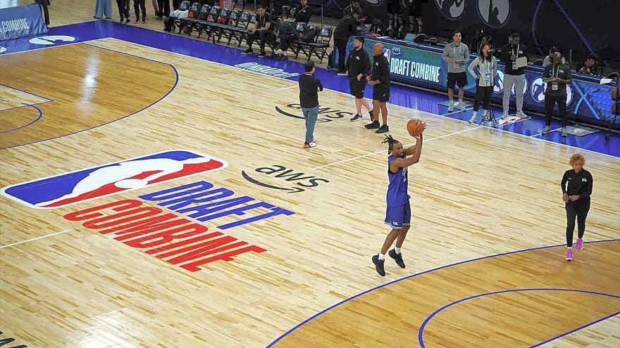  Execs gearing up for draft trade action at top, but there’s a big catch
