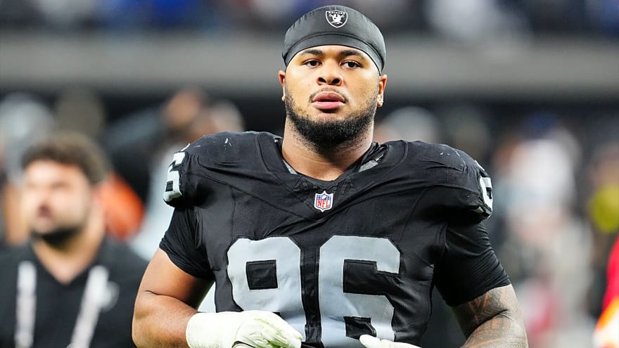 Raiders DT drops firm anti-tanking message after loss to Giants
