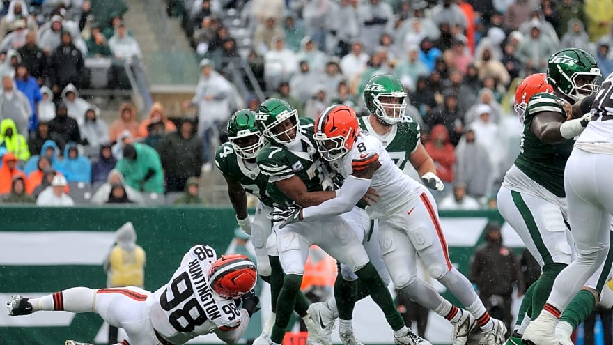 Browns Star Jared Verse Takes Bizarre Shot At Entire Steelers Team: ''Bout To Make Pittsburgh Ours'