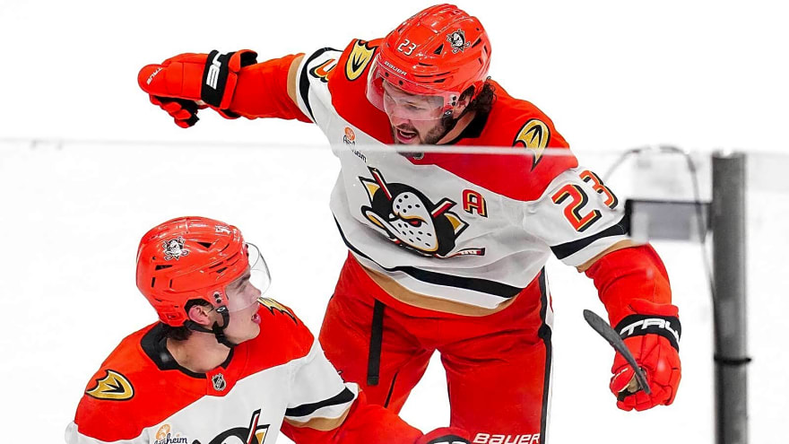 Olen Zellweger’s clutch Game 5 goal for Ducks has Joel Quenneville gushing with pride