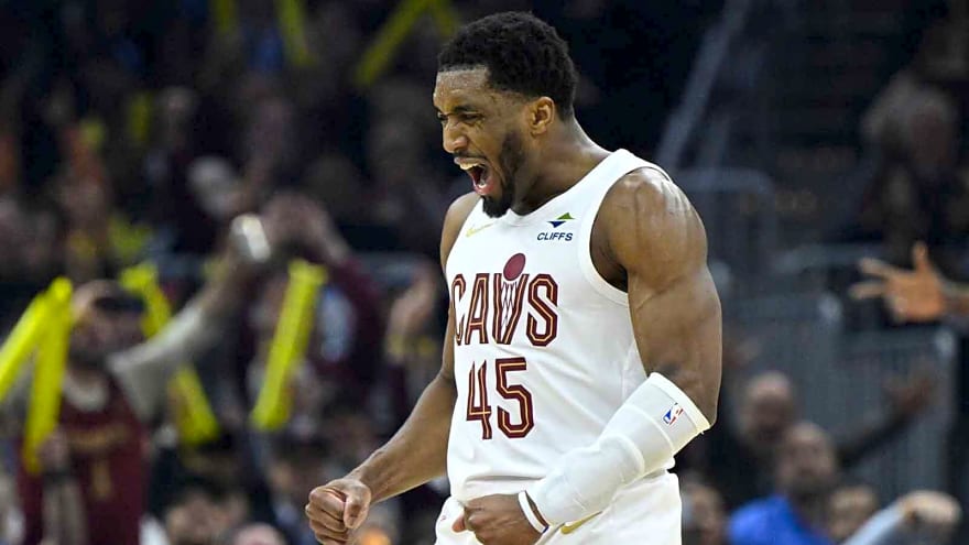 Zach Lowe warns Donovan Mitchell at Cavaliers’ playoff crossroads