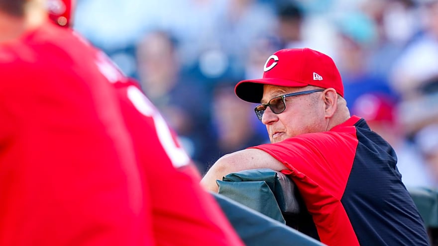 Reds announce 3 roster moves ahead of Opening Day