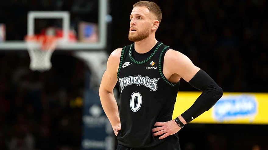 2 Timberwolves on hottest trade candidate seats entering 2026-27 NBA training camp
