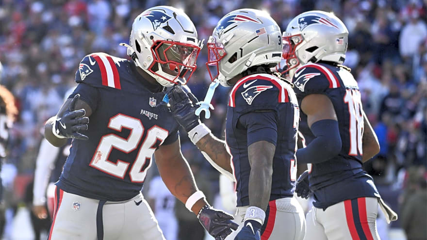 Patriots sign running back after placing Terrell Jennings on IR