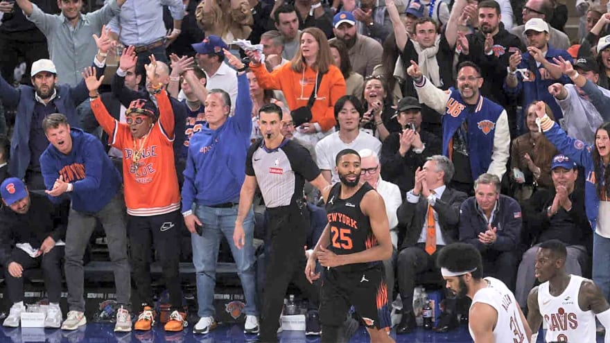 New York fans serenade Cavs with ‘Knicks in 4’ chants after Game 2