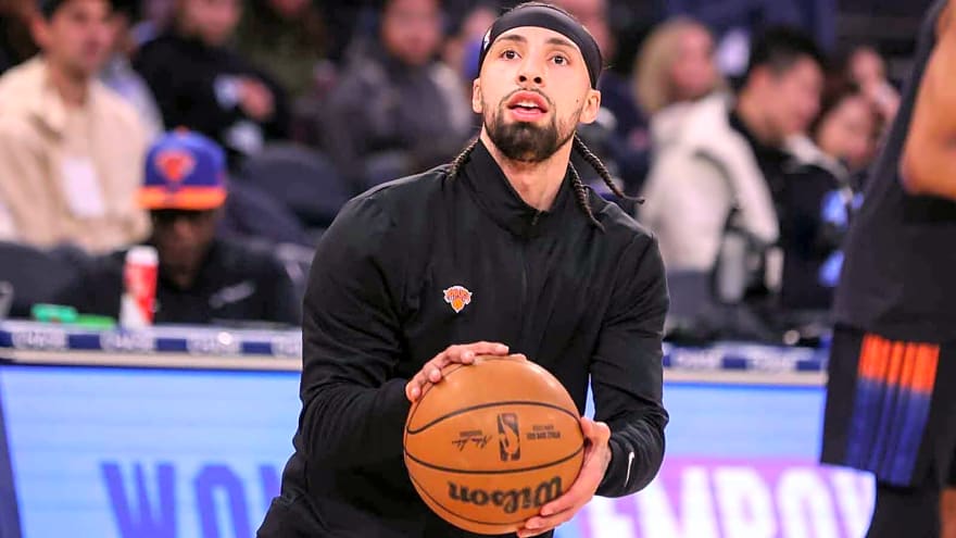 Watch Knicks guard Jose Alvarado’s heartwarming moments with Pelicans before game