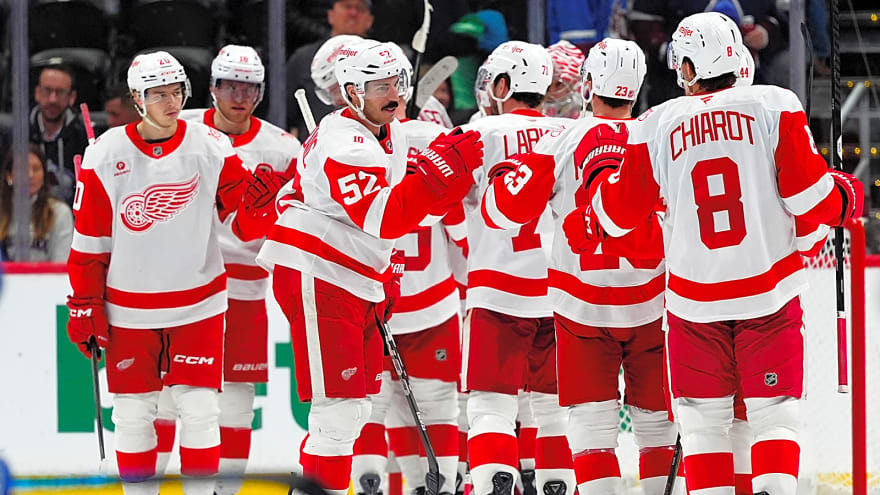  Red Wings eyeing top-six center on trade market