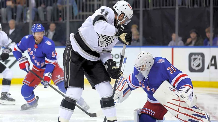 Kings’ Anze Kopitar shares heartfelt moment with Jonathan Quick after final MSG win