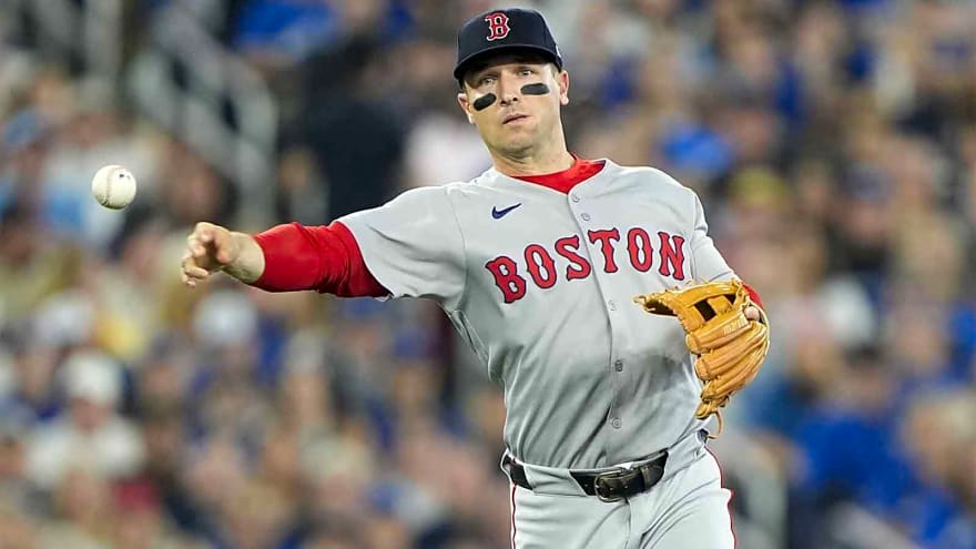 Alex Bregman is all in on Cubs after blockbuster signing