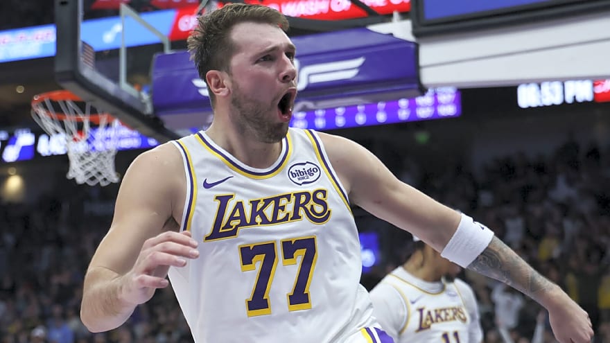 Lakers’ Luka Doncic nutmegs Kevin Love in unreal sequence vs. Jazz