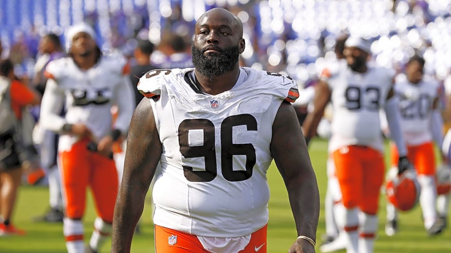 Browns sign Maliek Collins to $30 million extension