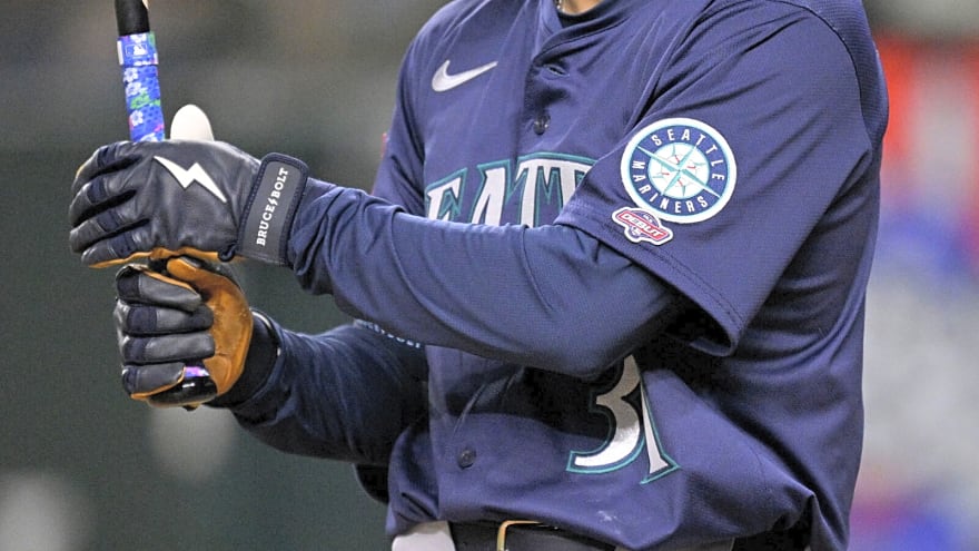 Josh Naylor hands Astros crucial loss in stunning ending to Mariners win
