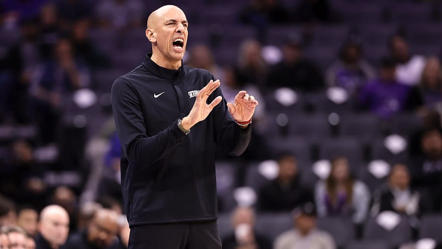 Kings’ Doug Christie recently torched players after ugly loss. Did he do it again after Grizzlies catastrophe?