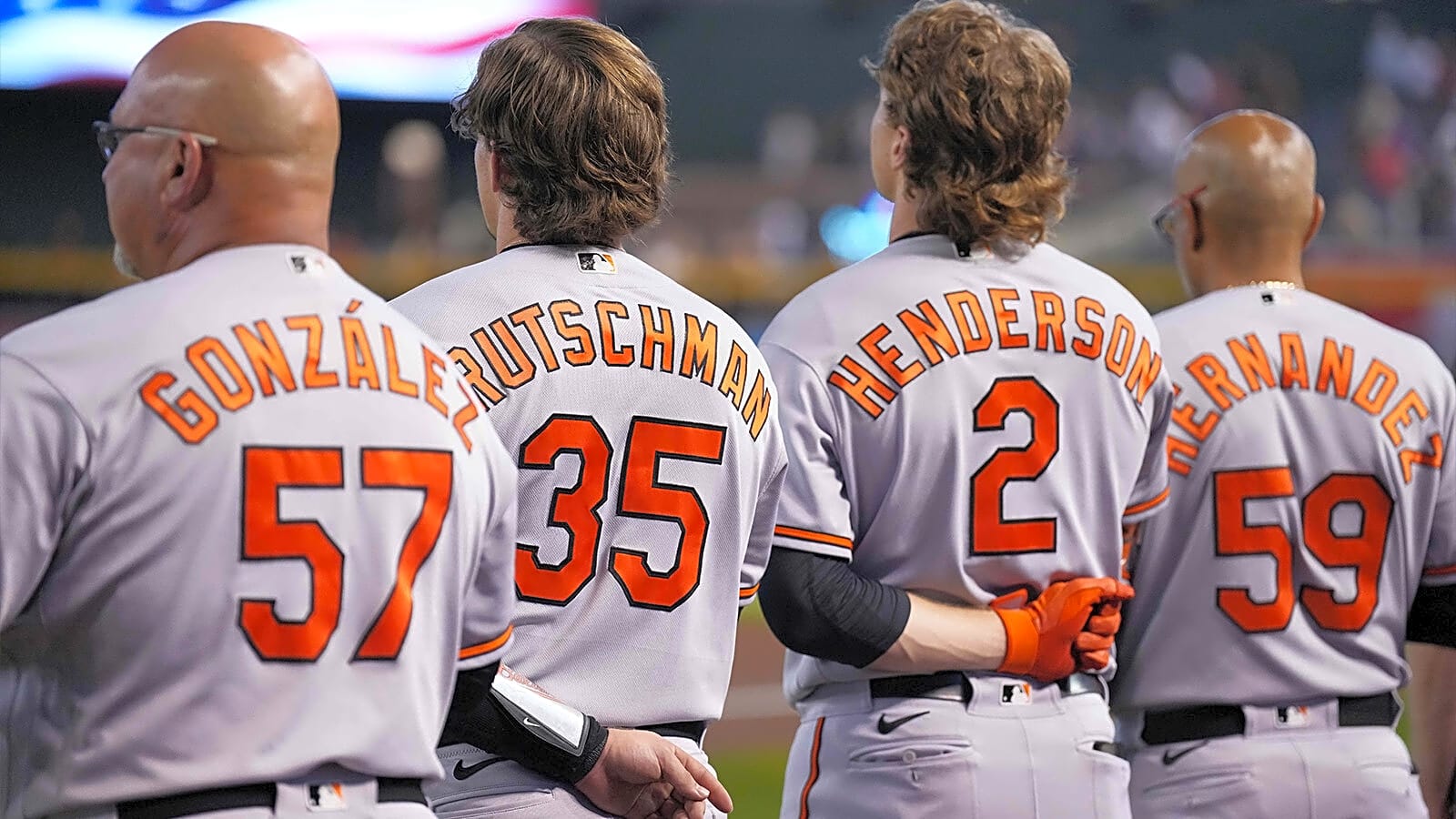 Orioles urged not to sell at trade deadline