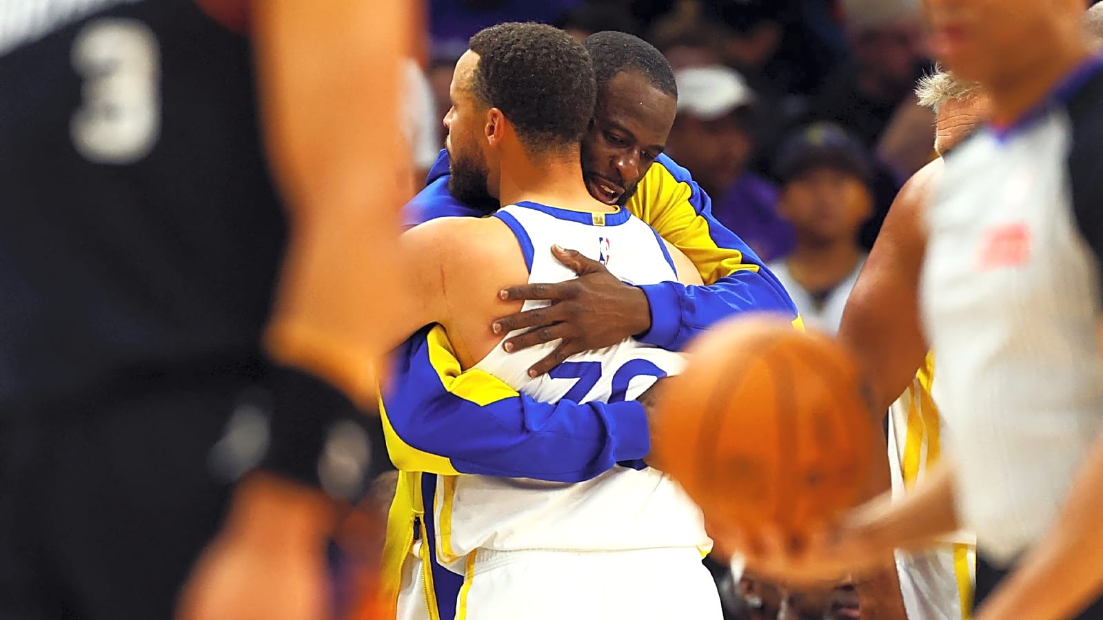 Jeff Ross toes line with ‘violent’ Draymond Green after Stephen Curry ‘carry’ roast