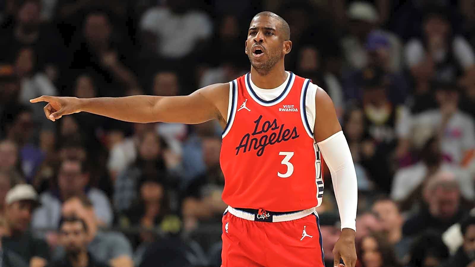  Clippers cut Chris Paul overnight in shocking fashion