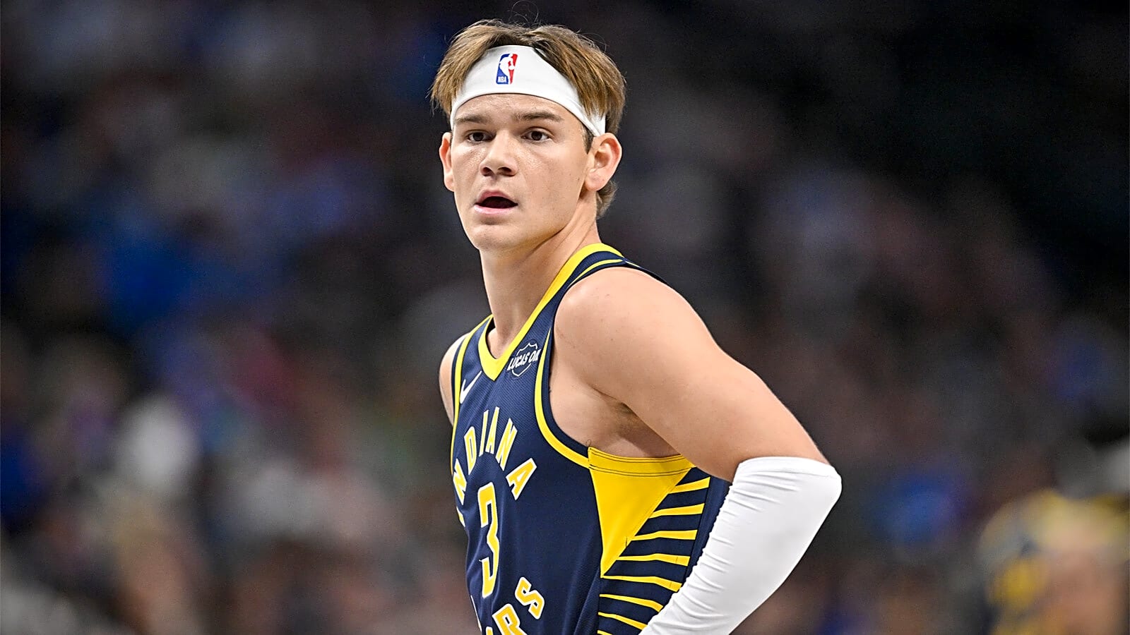 Bulls signing Mac McClung after flurry of trades
