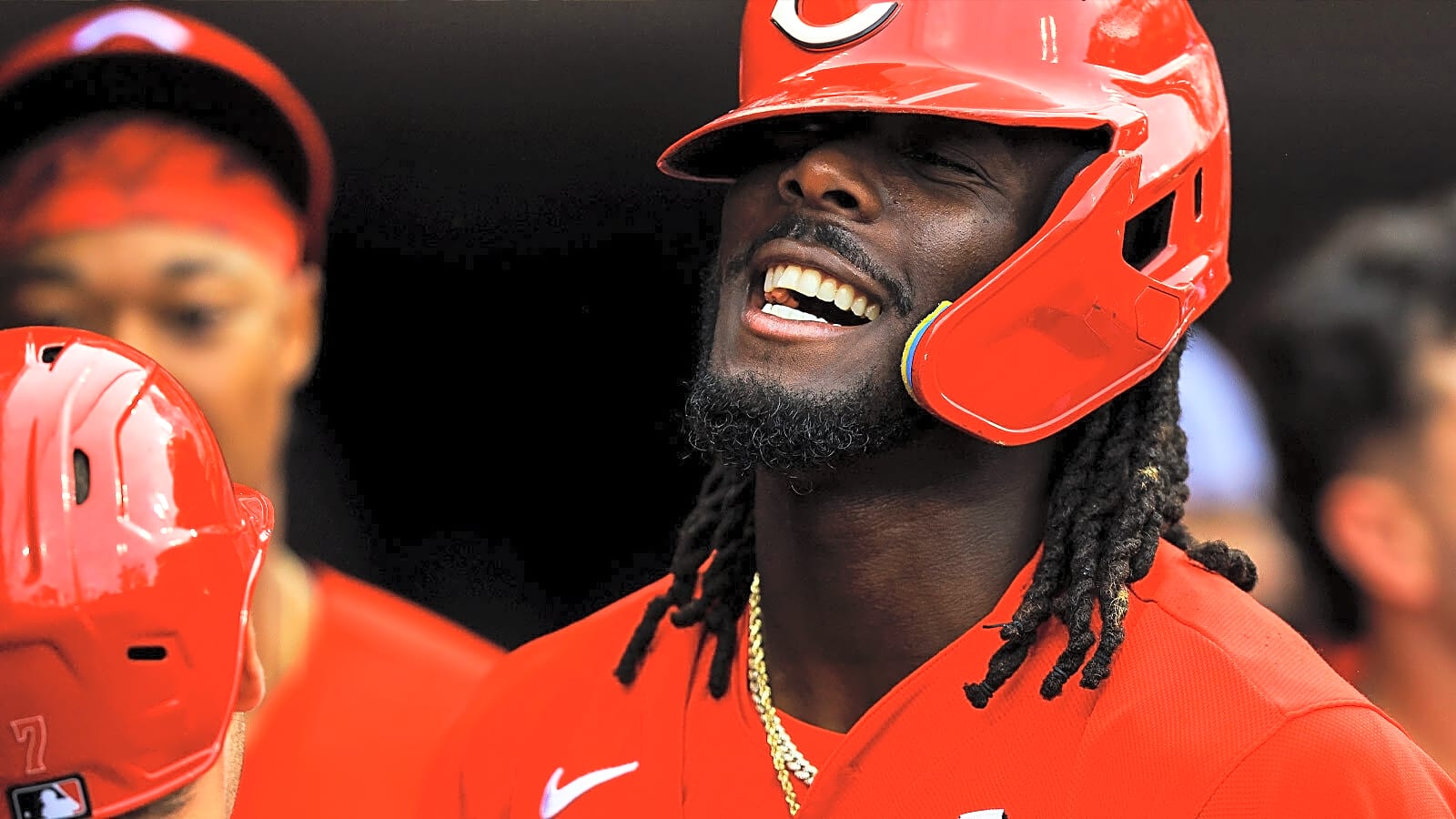 Reds’ 1st-place standing marks franchise first since 2002