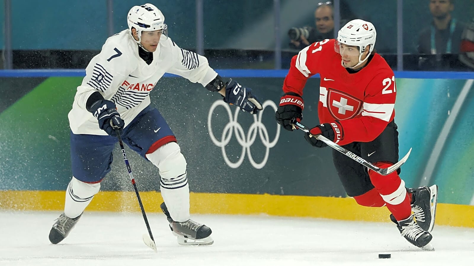 Switzerland’s Kevin Fiala suffers potentially serious injury vs. Canada