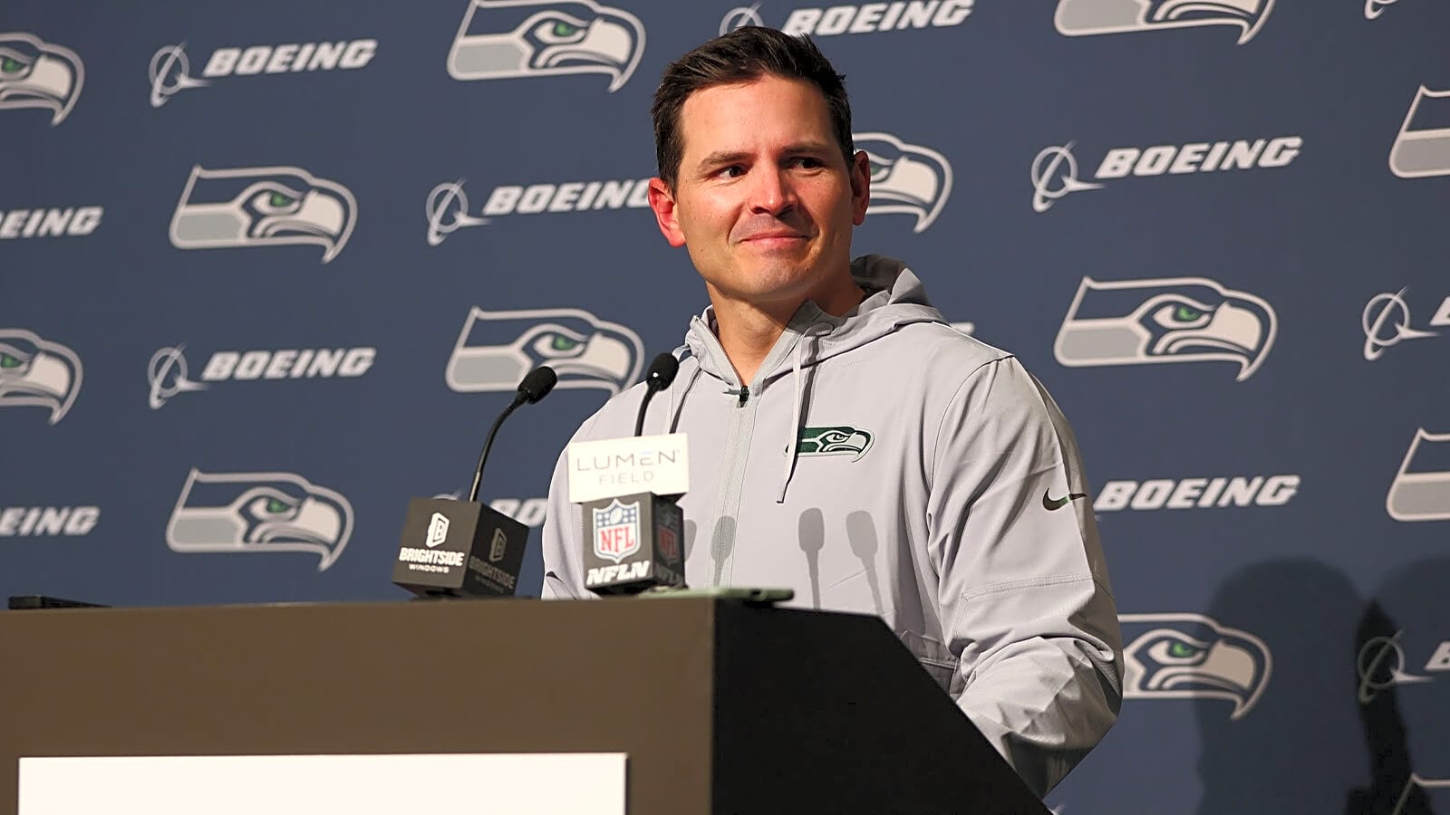 Seahawks promote coach who didn’t get OC job