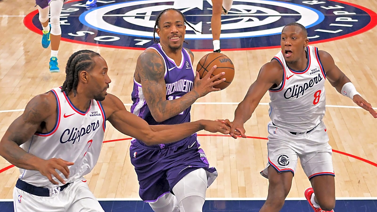  Kings talked DeMar DeRozan trade with Clippers