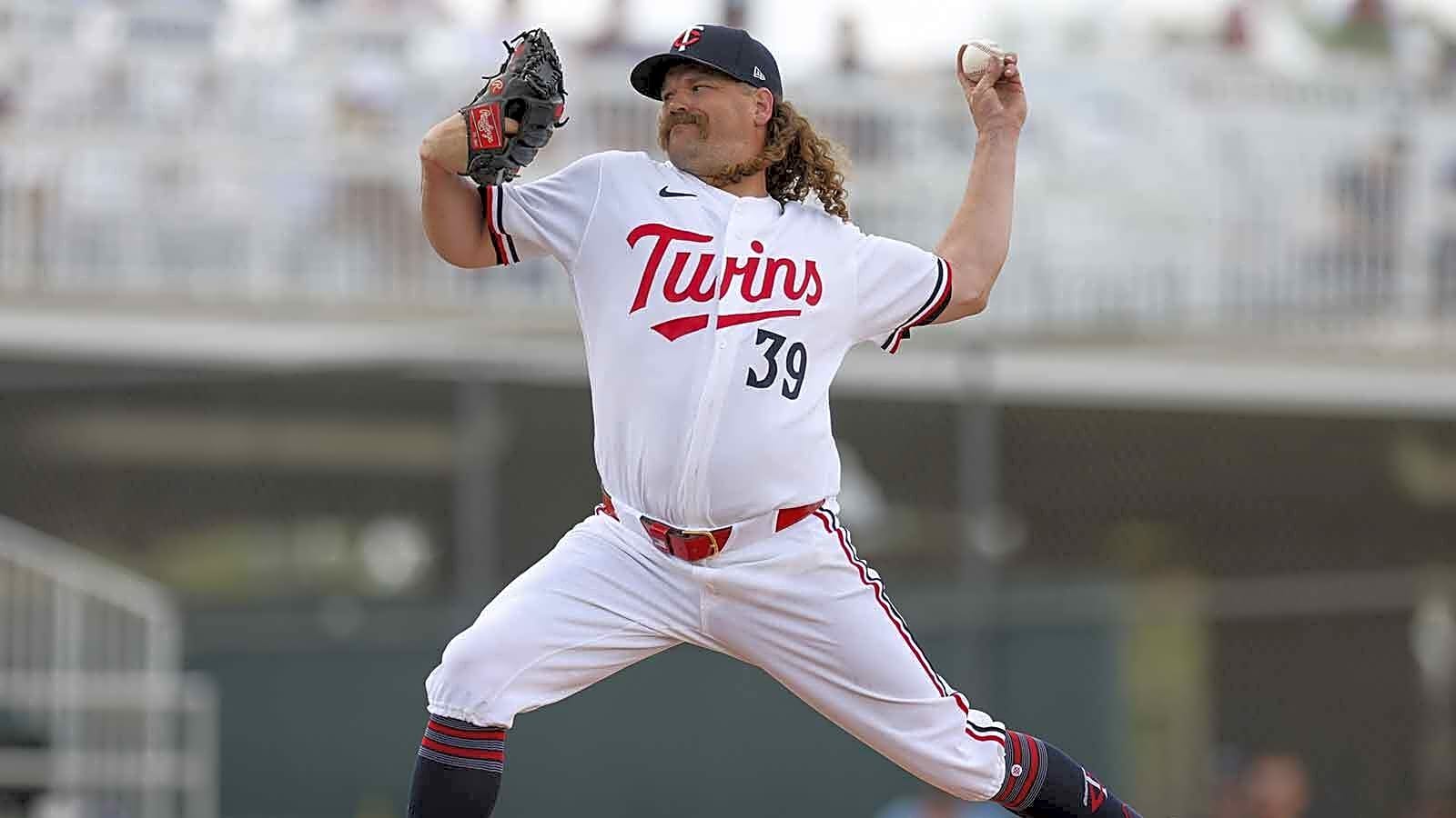Twins release 2 more veterans after Liam Hendriks decision