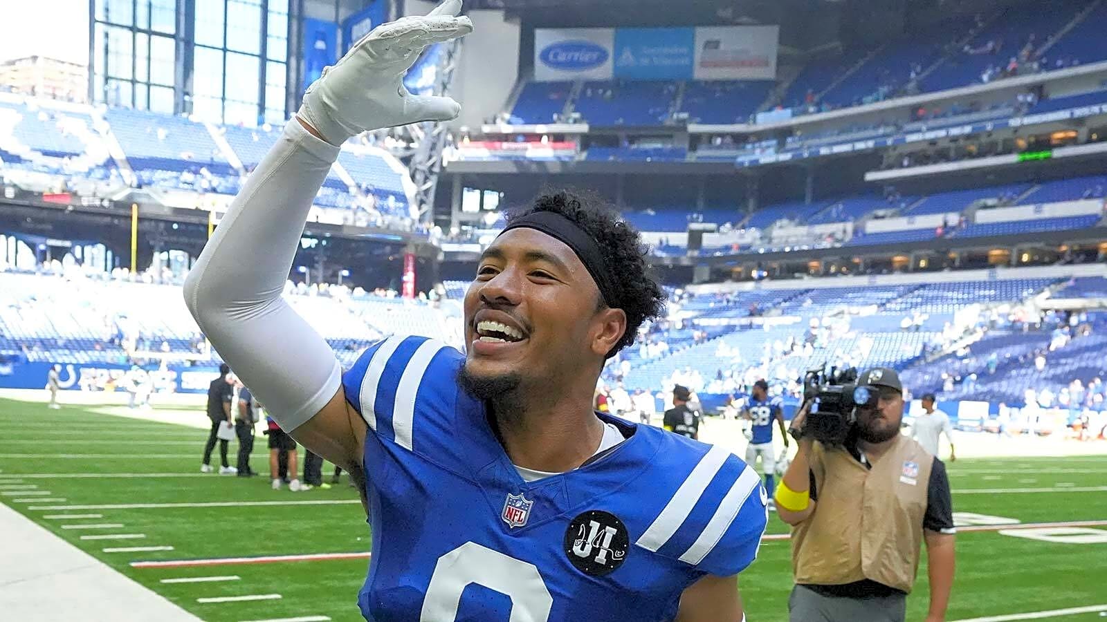 Cam Bynum asks for help finding mystery person after Berlin win vs. Falcons