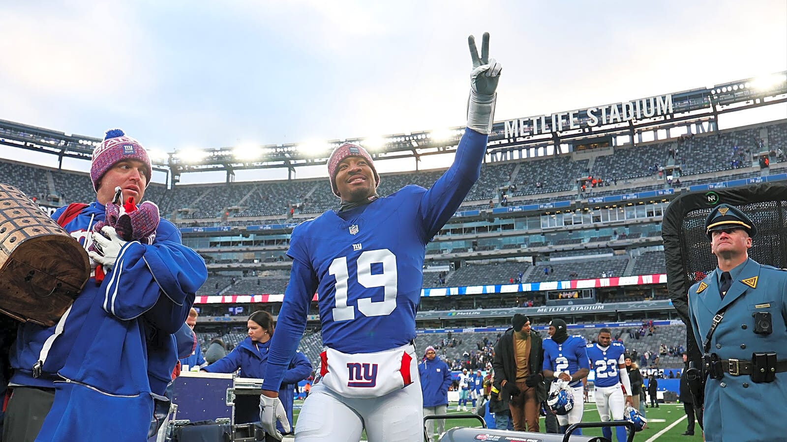 Giants’ Jameis Winston hype speeches enter IndyCar realm