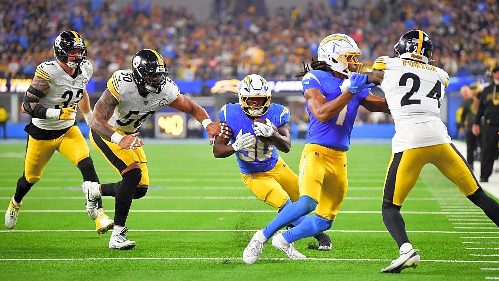 Chargers’ Kimani Vidal suffers thigh injury vs. Jaguars