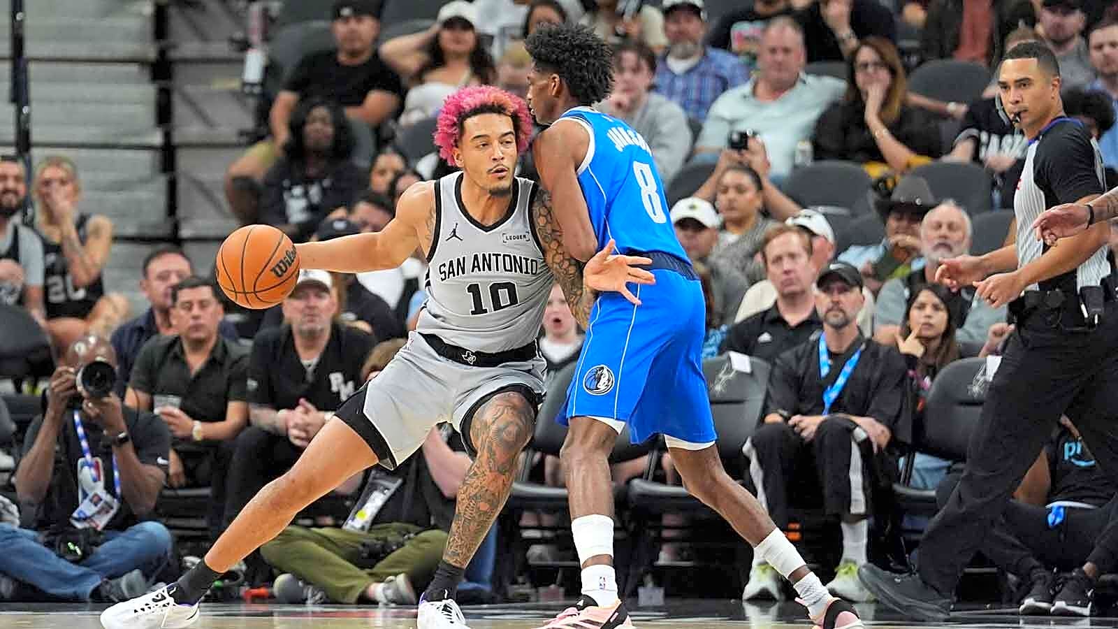 When is Jeremy Sochan expected to make Knicks debut?