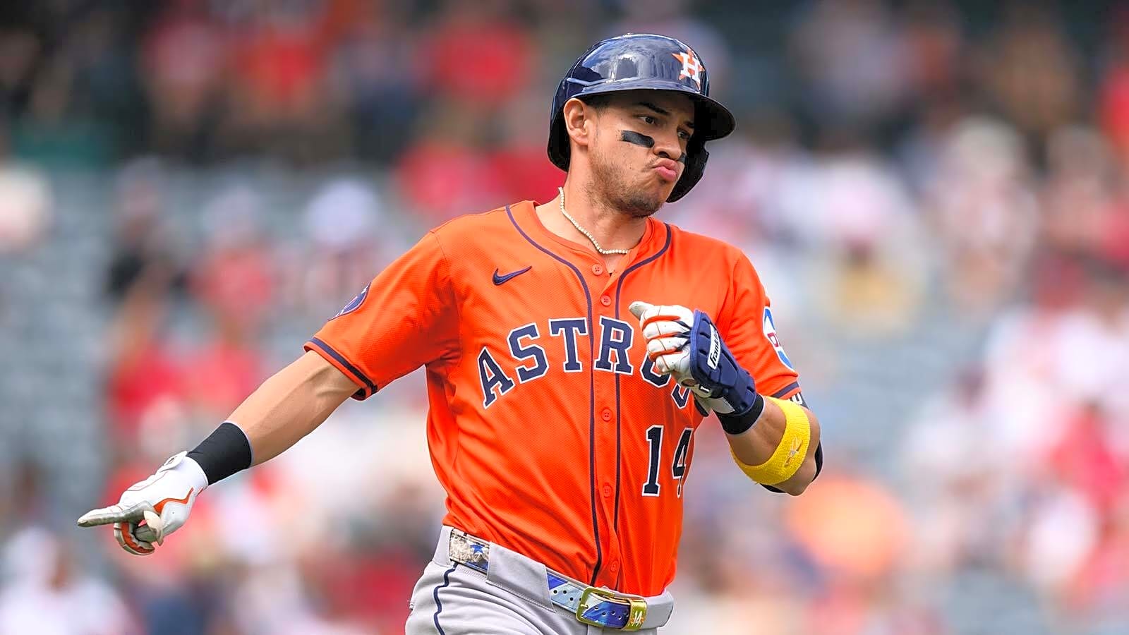 Braves, Astros make Mauricio Dubon-Nick Allen trade