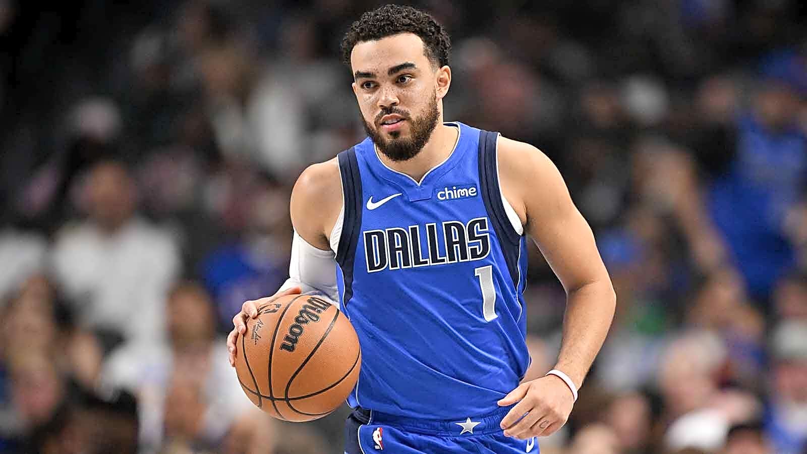 Mavericks make surprising Tyus Jones roster decision