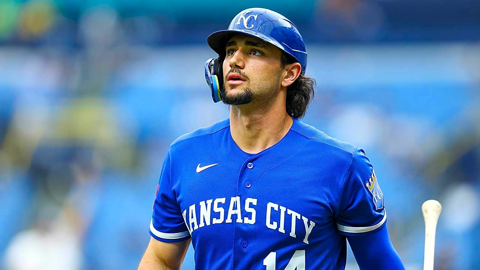 Royals’ Jac Caglianone exits Giants game with shoulder injury