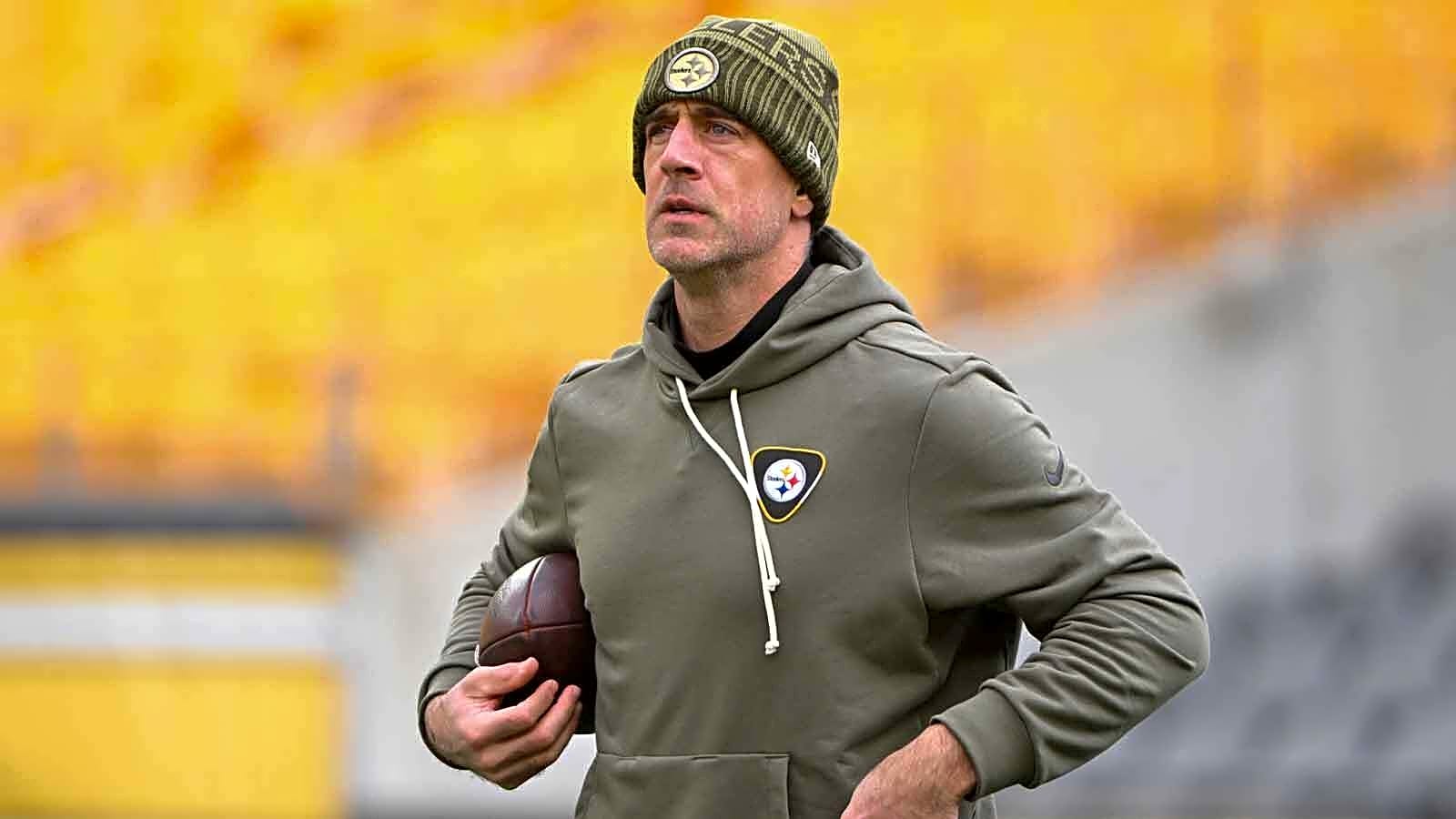 Steelers’ Aaron Rodgers gets optimistic outlook from Adam Schefter