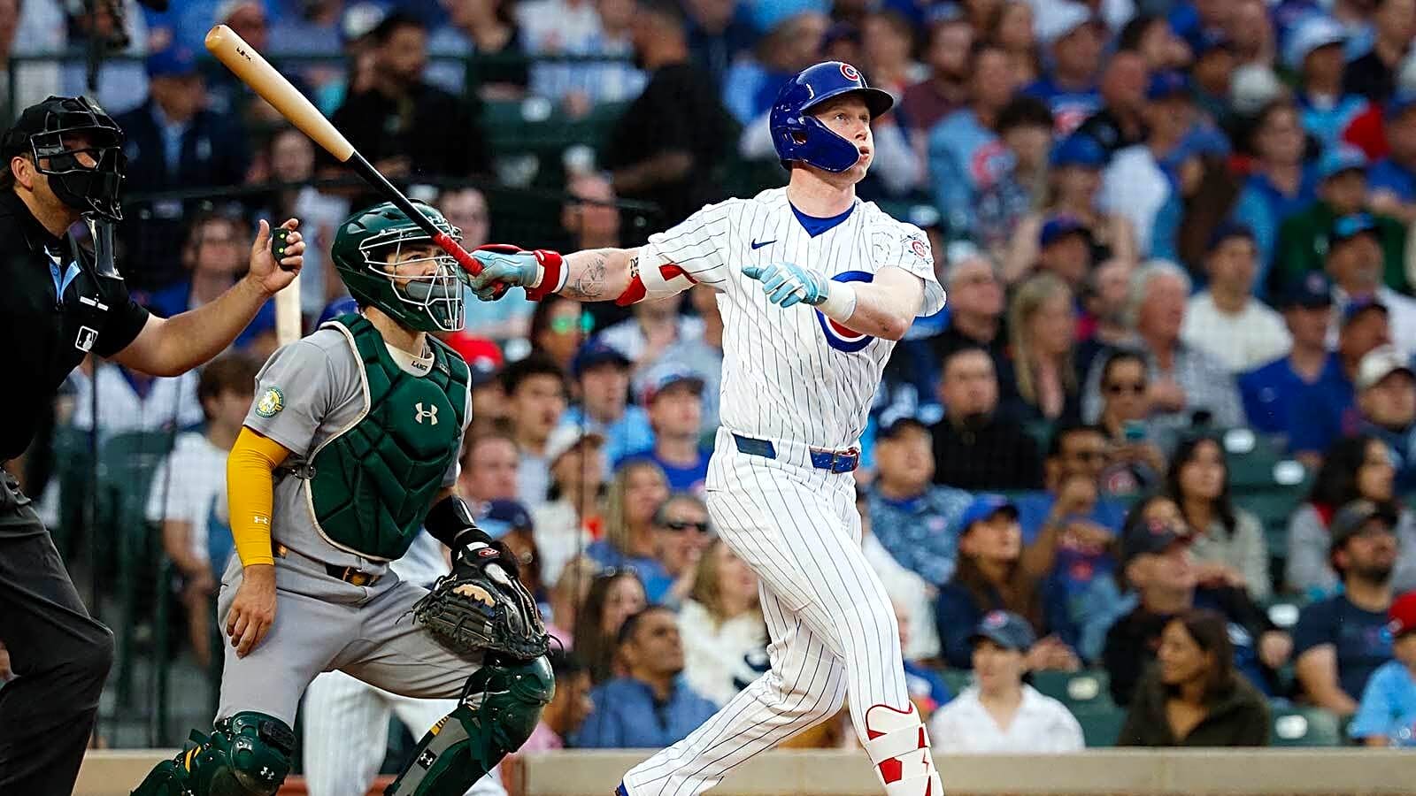 Cubs clinch walk-off win after Giants’ outfield blunder