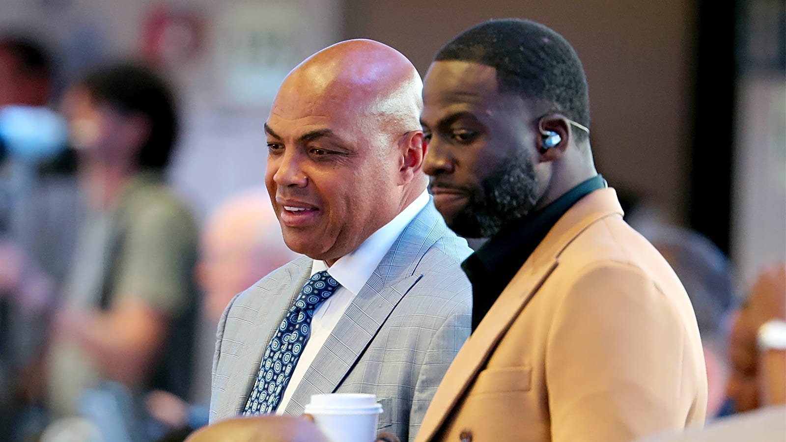 Charles Barkley takes playoff jab at Draymond Green, Warriors
