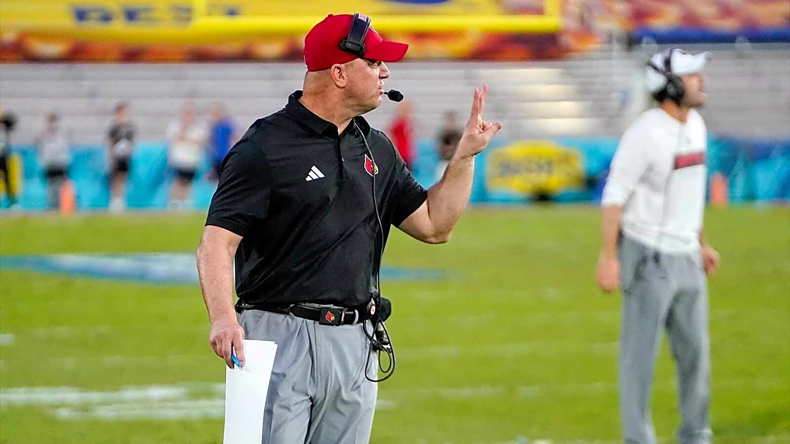 Louisville gets big commitment from 4-star DL
