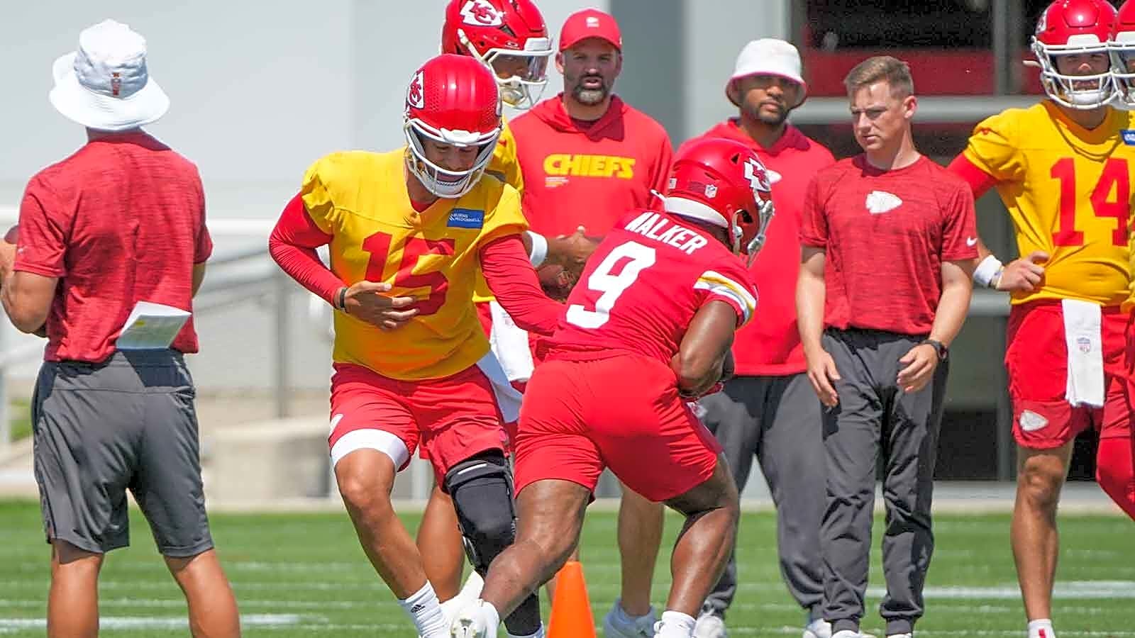 Building a 20-0 all-time Chiefs team