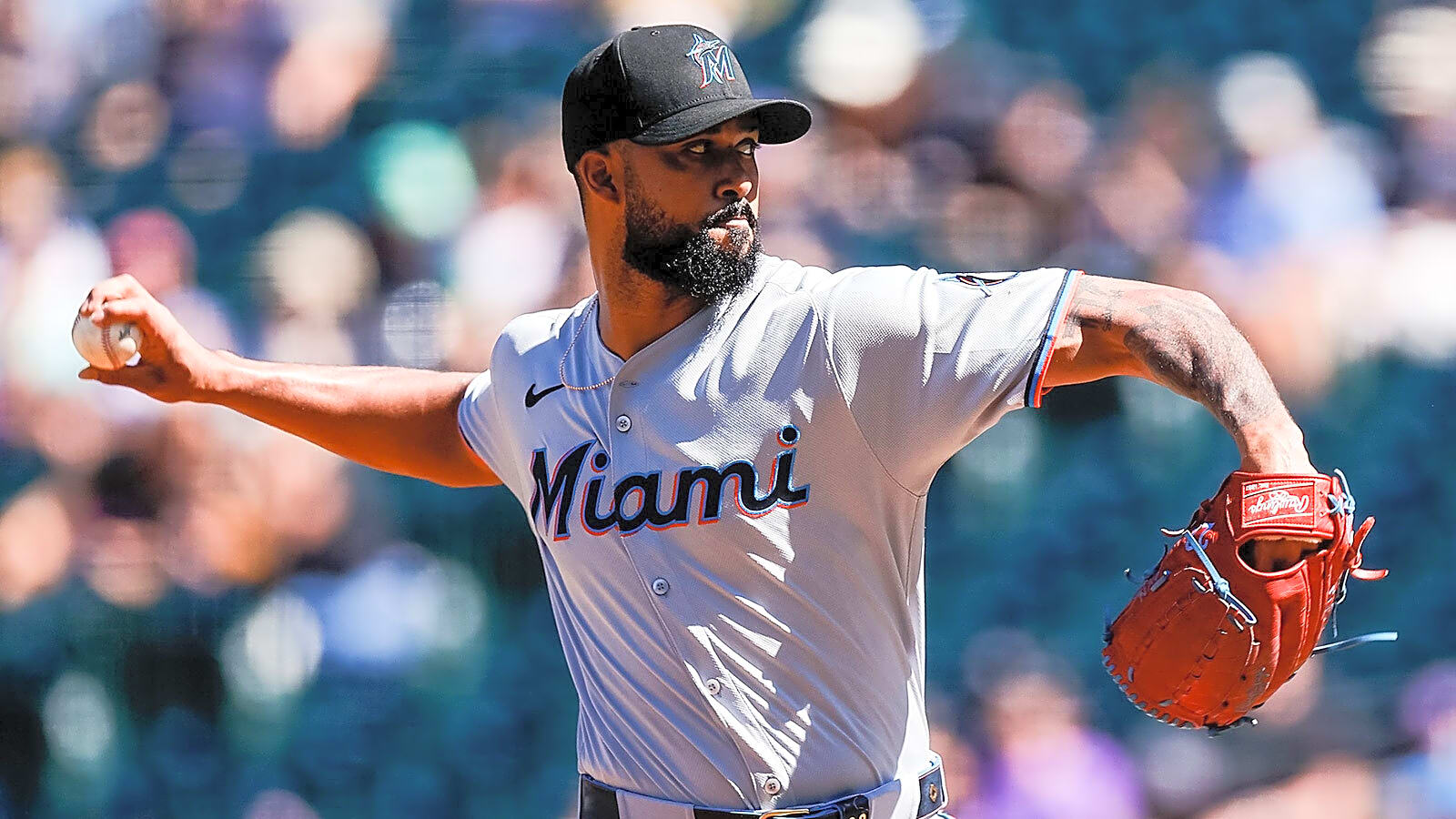 Marlins drop new teal throwback jersey