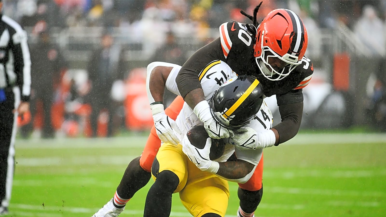 Bears replacing Tremaine Edmunds with ex-Browns veteran