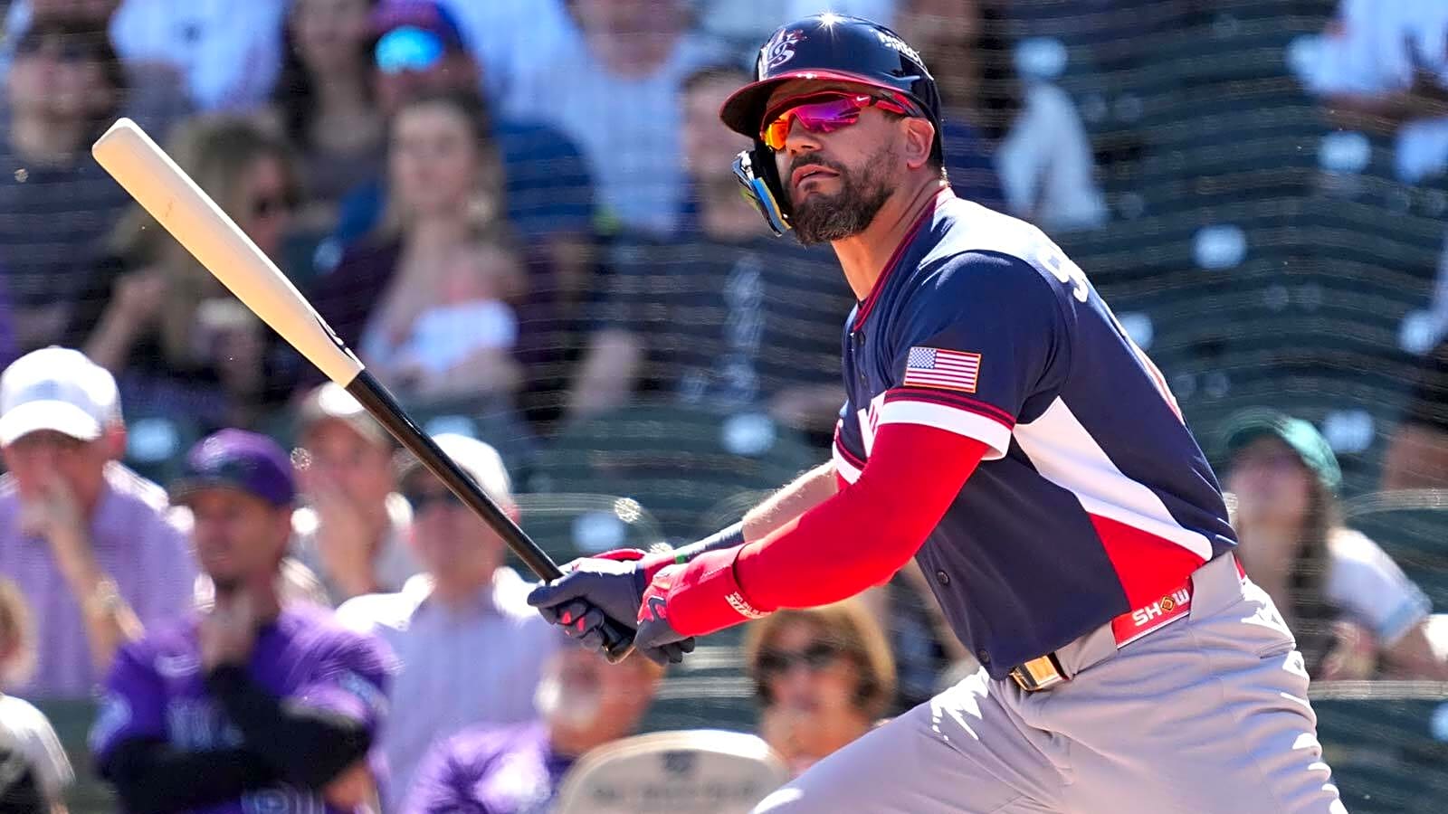 Phillies’ Kyle Schwarber gives Mets star pitcher his flowers