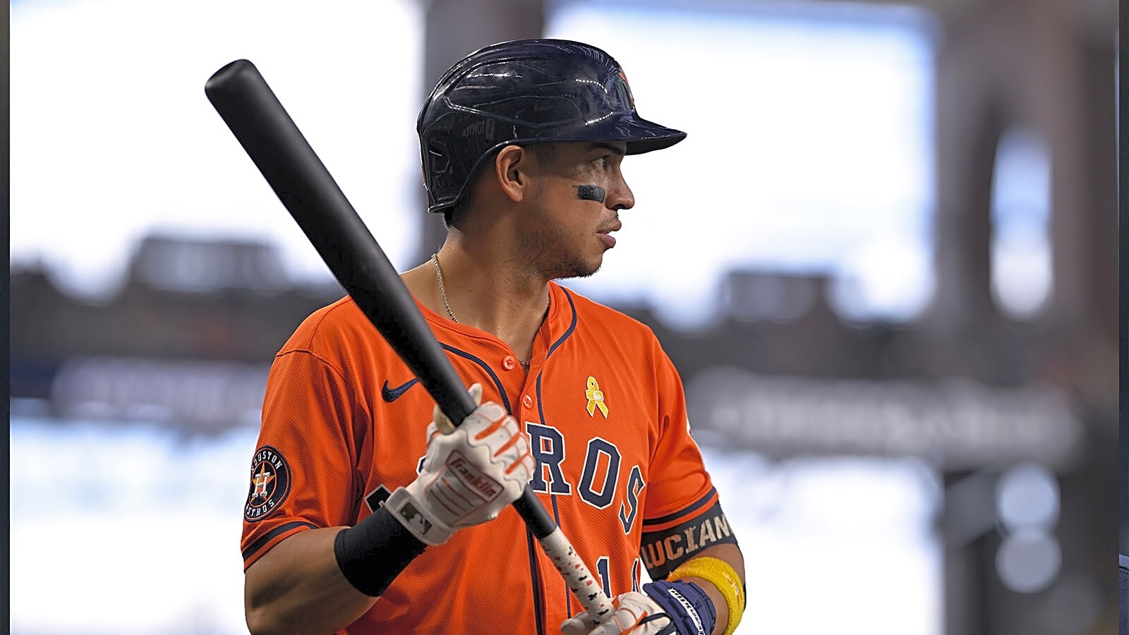 Braves, Mauricio Dubon agree to $6.1 million contract