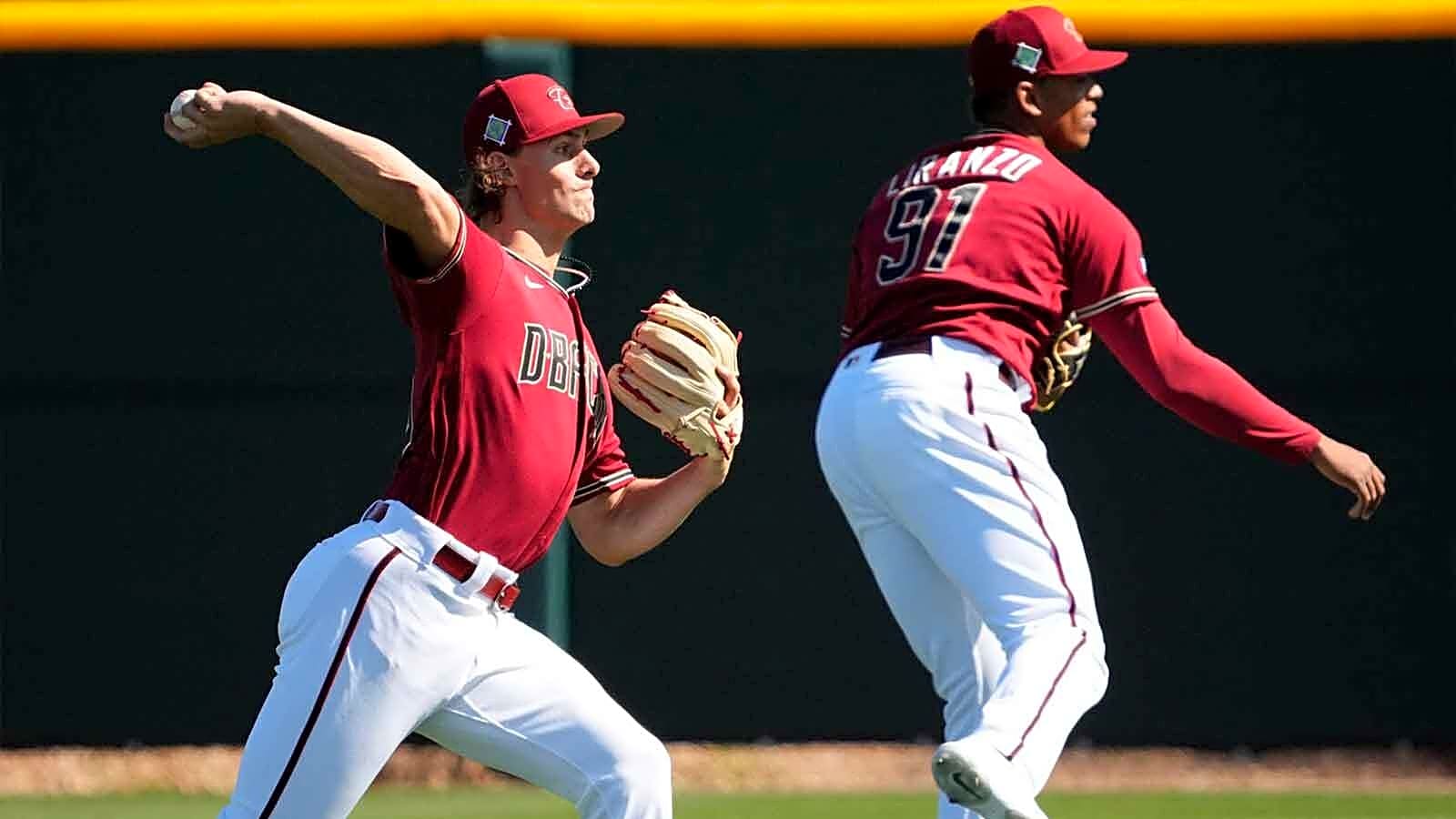Astros sign Diamondbacks draftee after KBO stint