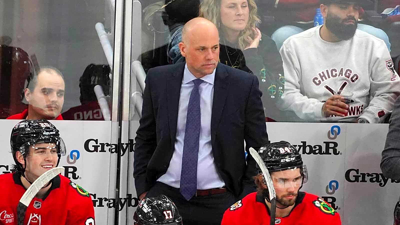 Blackhawks sign former Oilers goalie to one-year, two-way contract