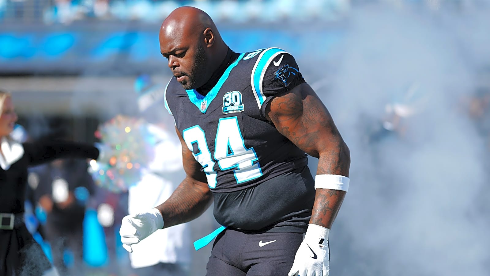 Panthers give veteran defensive lineman permission to seek trade