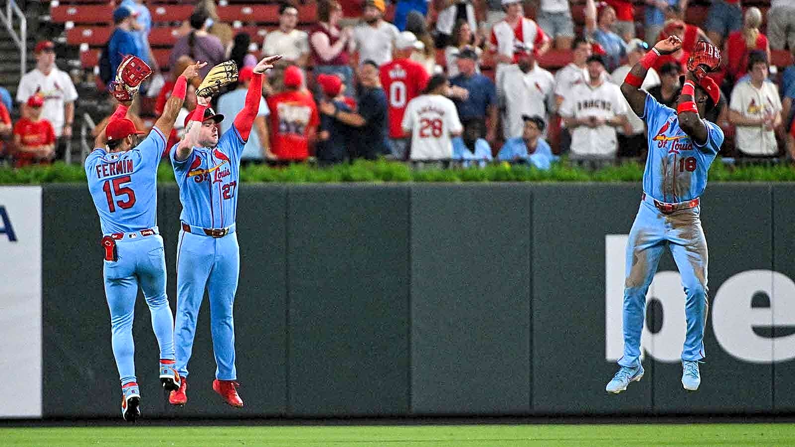 Cardinals make first MLB trade deadline move with Athletics