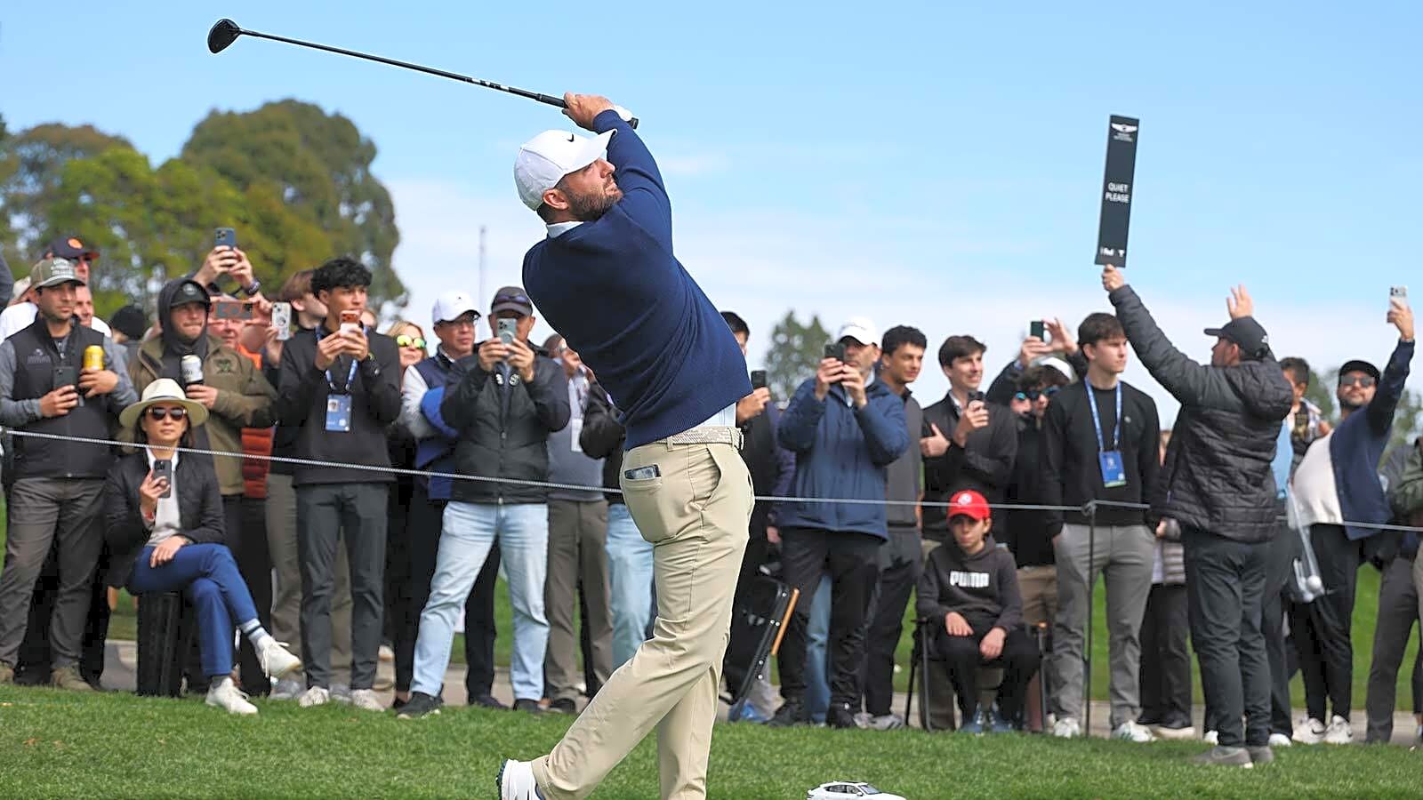 Scottie Scheffler pulls rabbit out of hat at Tiger Woods’ Genesis to keep cut streak alive