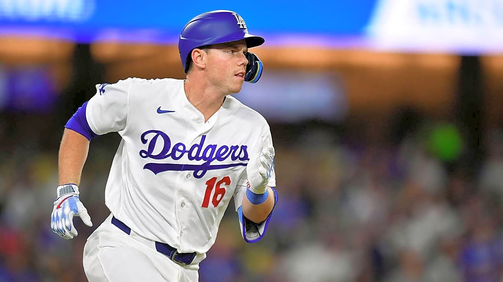 Dodgers’ Will Smith suddenly scratched from lineup vs. Angels
